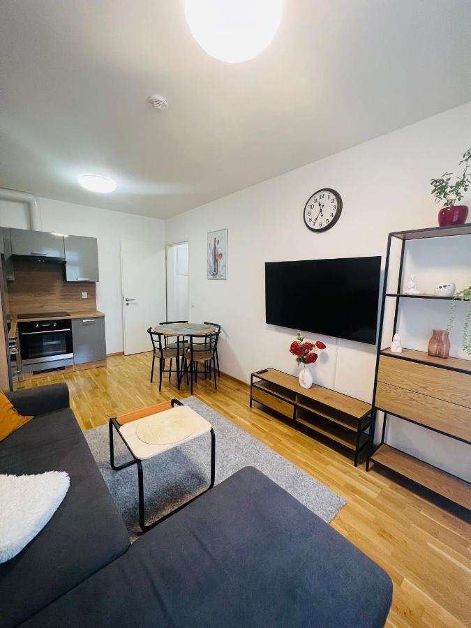 Nika Apartments Prague 2 ภายนอก รูปภาพ